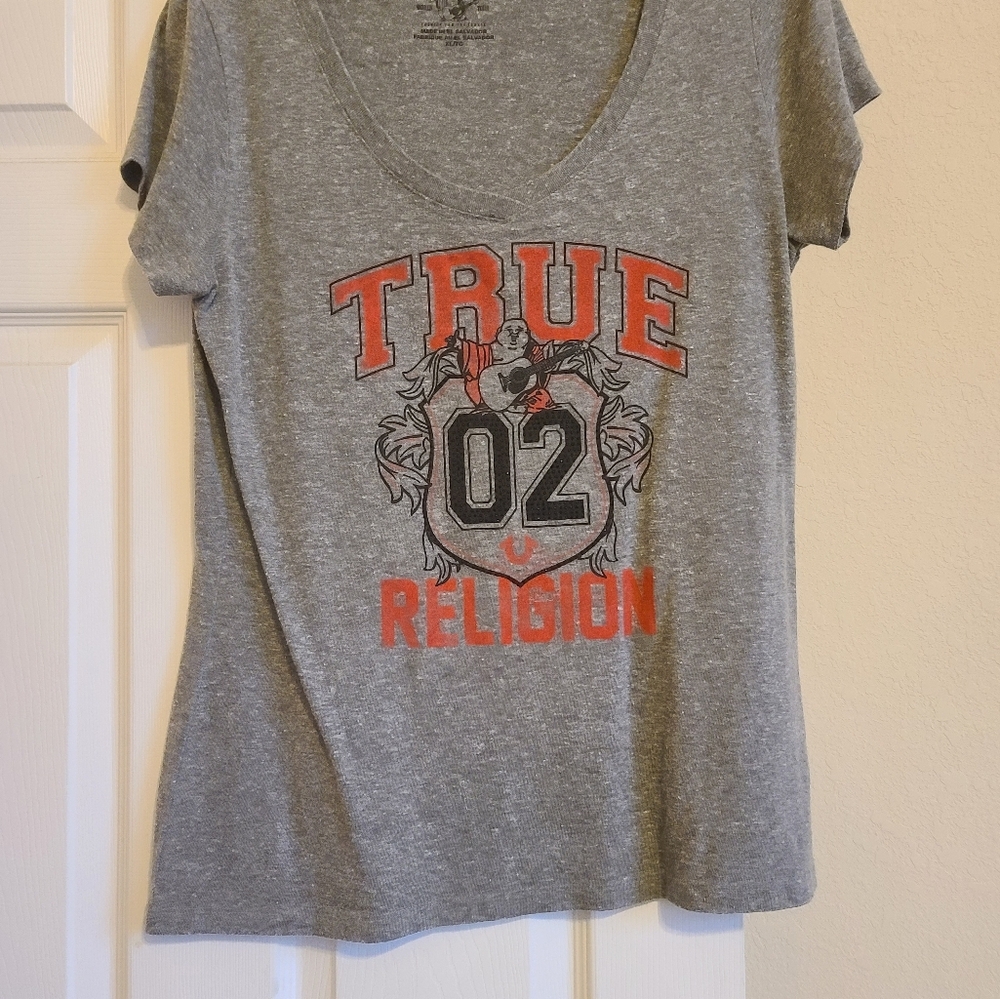 True Religion Gray Short Sleeve Tee with Bold Graphic